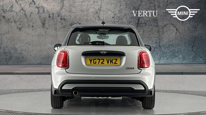 MINI Hatchback 1.5 Cooper Classic 5dr Auto Petrol Hatchback